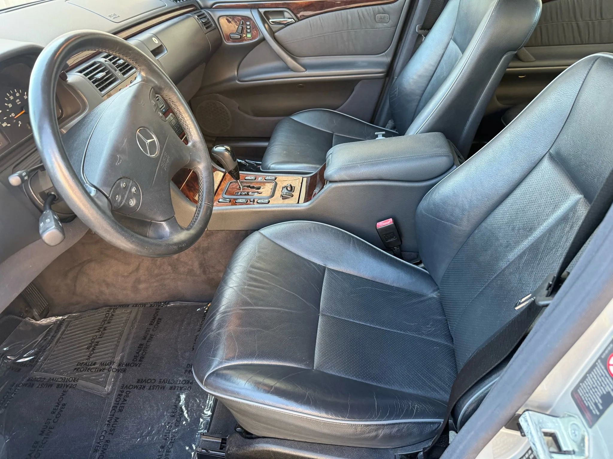 Used 2001 Mercedes-Benz E 320 Sedan image 10