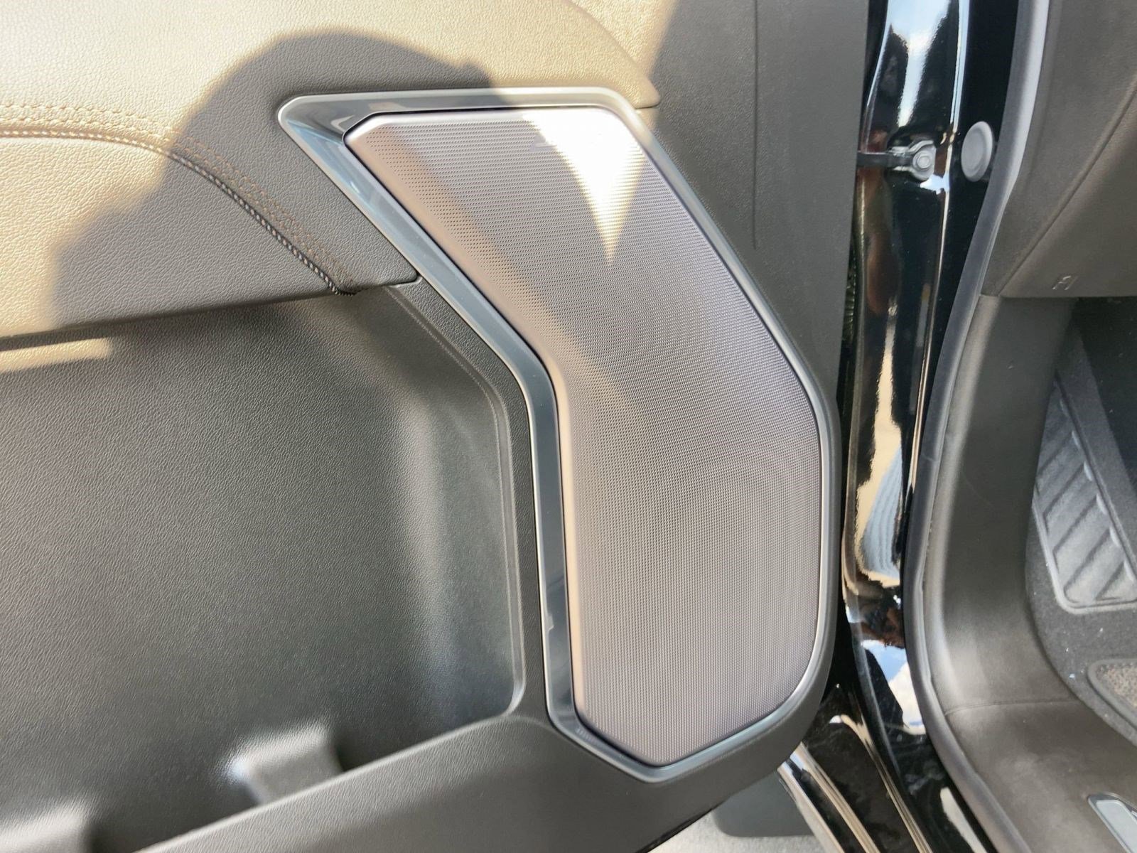 New 2026 Chevrolet Silverado 1500 High Country w/ Midnight Edition image 24