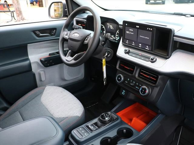 Used 2023 Ford Maverick XLT image 12