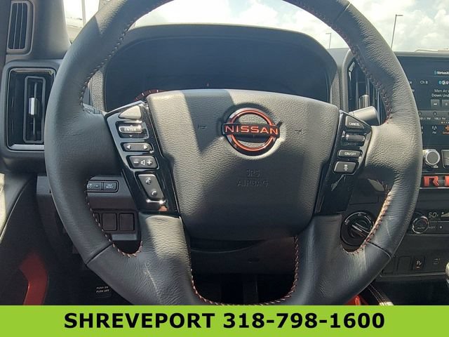 Used 2025 Nissan Frontier PRO-4X AWD/4WD image 11