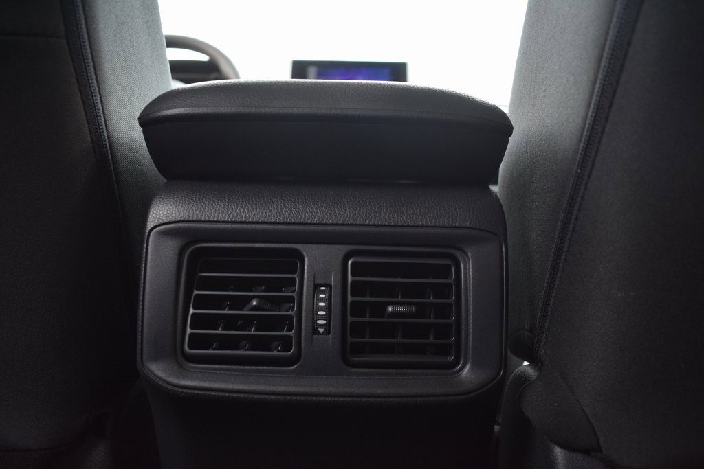 Used 2025 Toyota RAV4 LE image 31