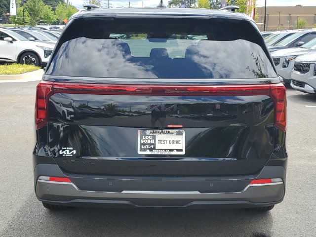 New 2027 Kia Carnival SX w/ Dark Edition Package FWD image 5