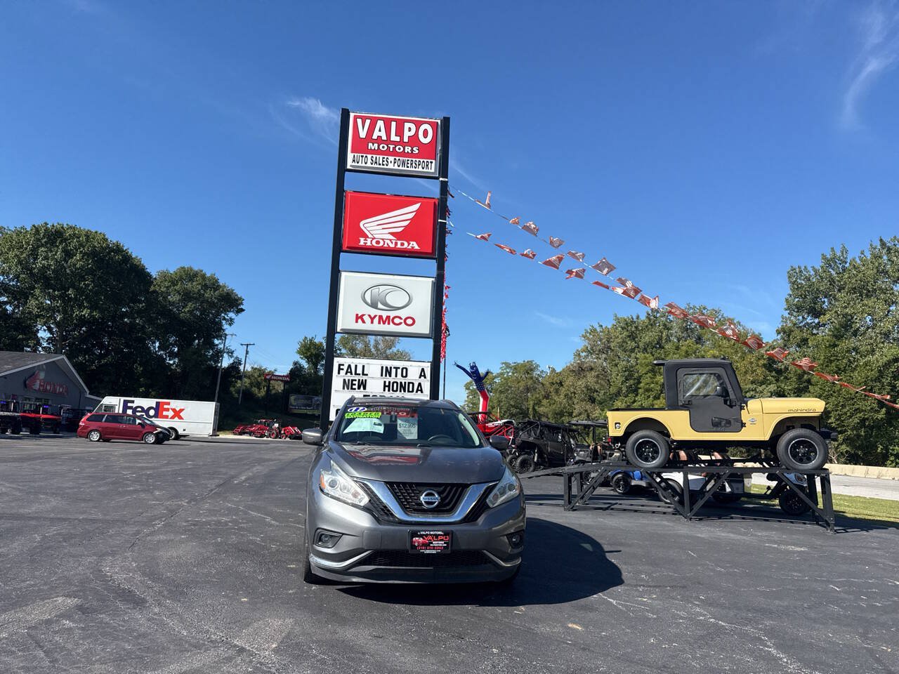 Used 2017 Nissan Murano SV AWD/4WD image 3