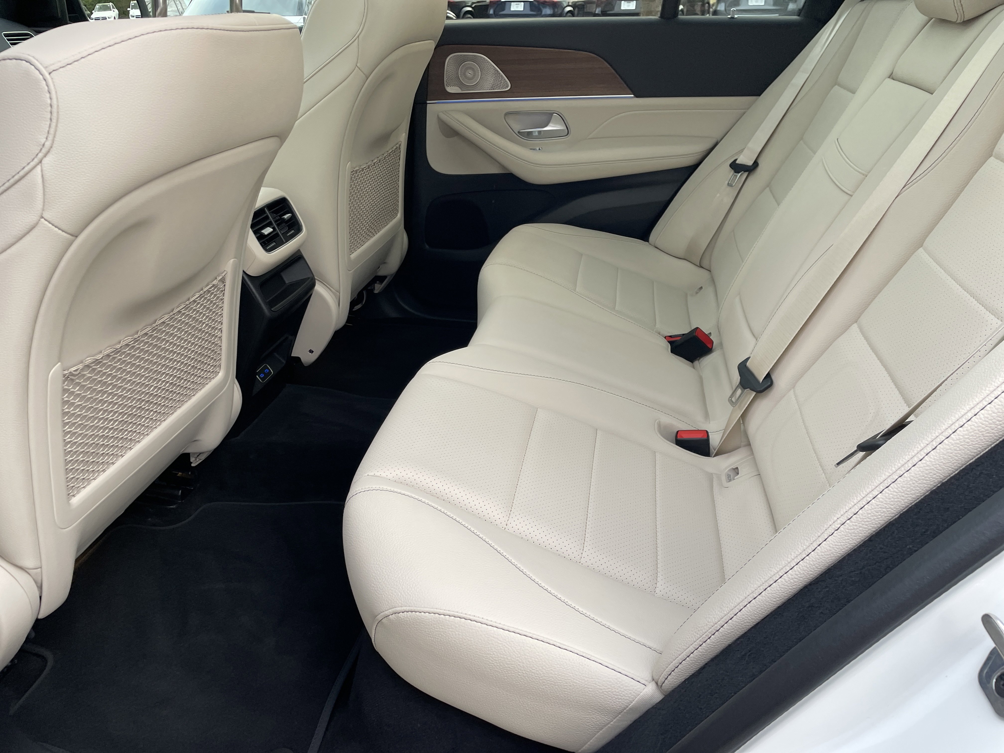 Certified 2025 Mercedes-Benz GLE 450 4MATIC image 38