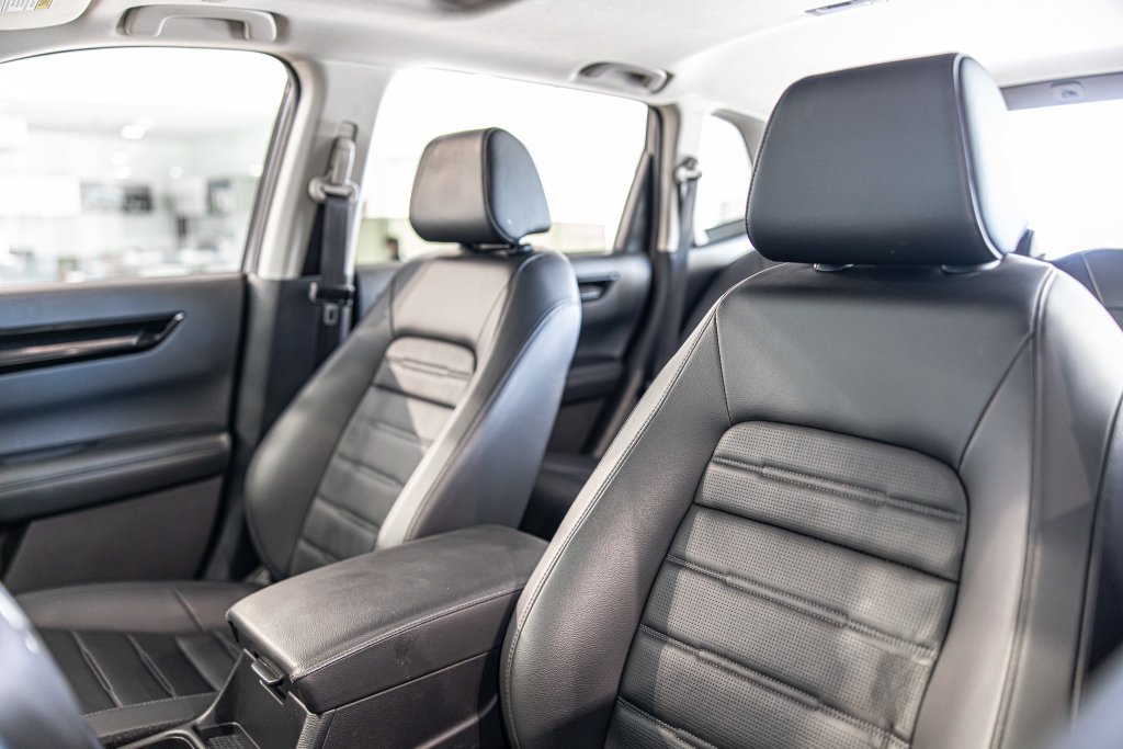 Used 2025 Honda CR-V EX-L image 18