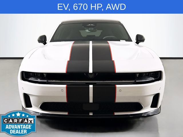Used 2024 Dodge Charger Daytona Scat Pack w/ Plus Group AWD/4WD image 2