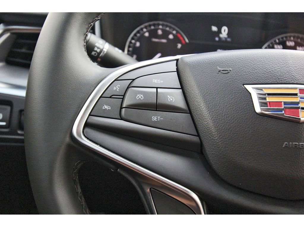 Certified 2025 Cadillac XT5 Luxury image 15