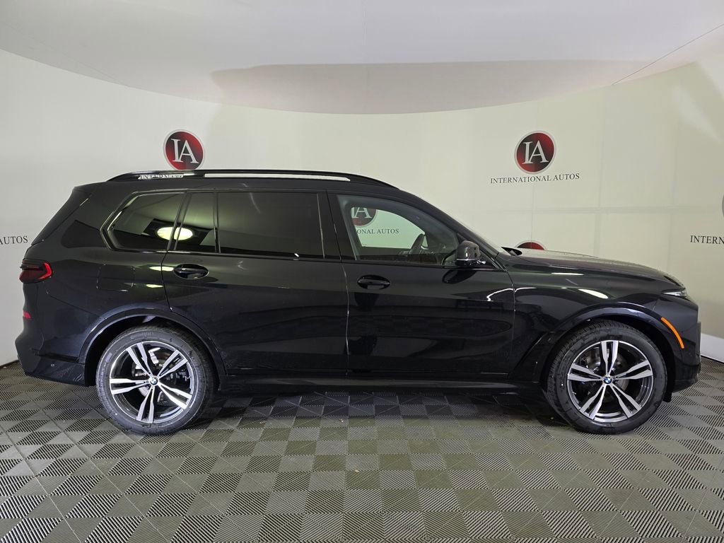 New 2026 BMW X7 xDrive40i w/ M Sport Package image 3