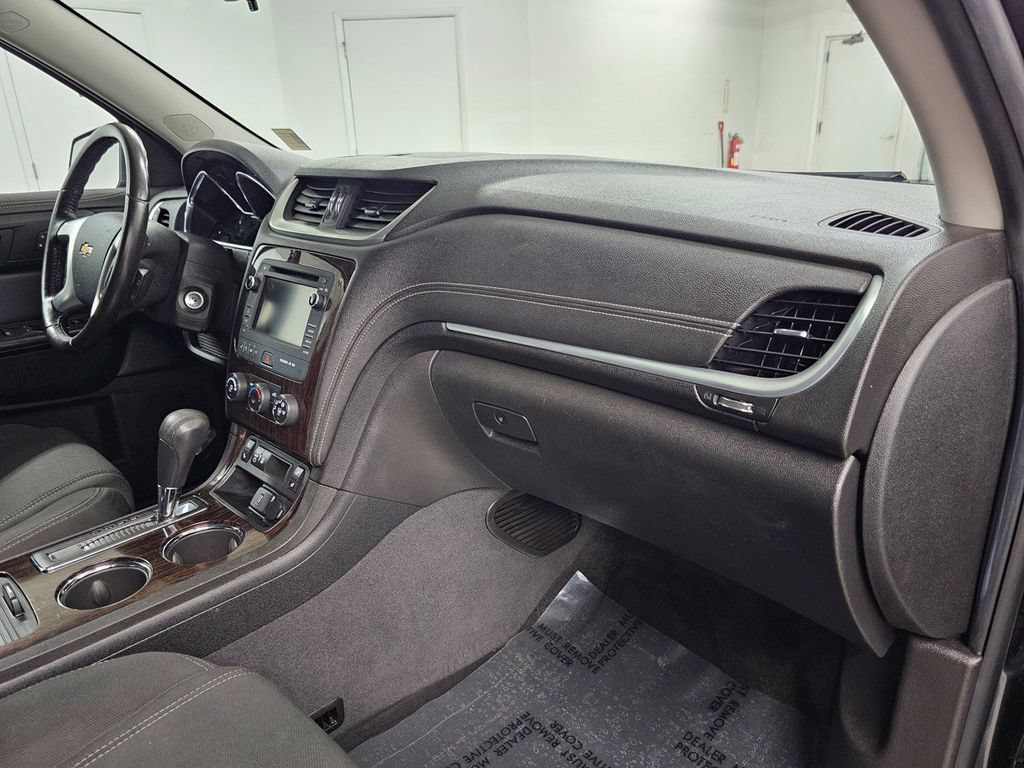 Used 2016 Chevrolet Traverse LT AWD/4WD image 12