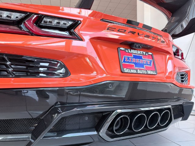 New 2027 Chevrolet Corvette ZR1 w/ ZR1 Carbon Fiber Aero Package RWD image 4