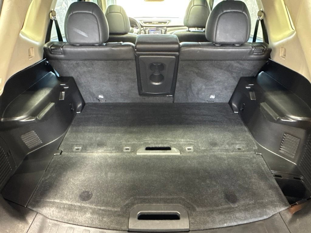 Used 2015 Nissan Rogue SL w/ SL Premium Package AWD/4WD image 28