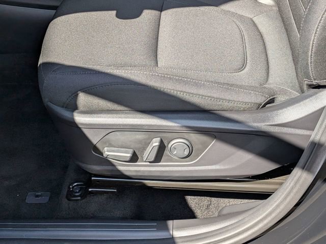 Used 2025 Hyundai Tucson SEL FWD image 11