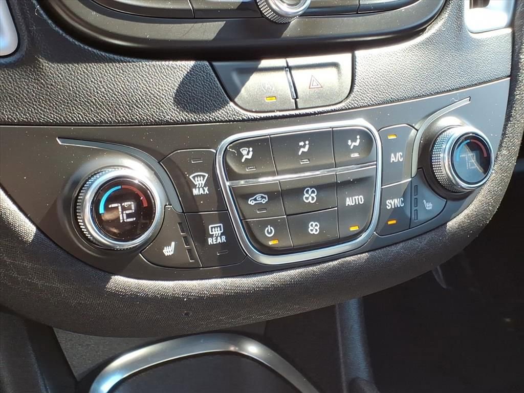 Used 2024 Chevrolet Malibu LT image 17