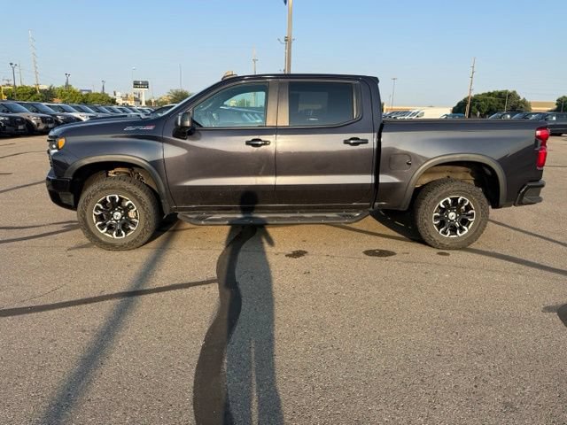 Used 2022 Chevrolet Silverado 1500 ZR2 w/ Technology Package AWD/4WD image 7