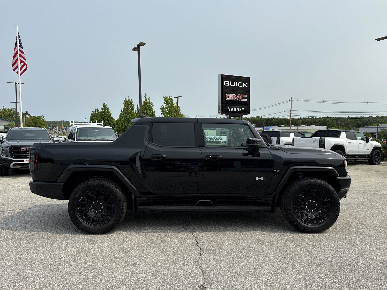 New 2025 GMC Hummer EV 2X image 12