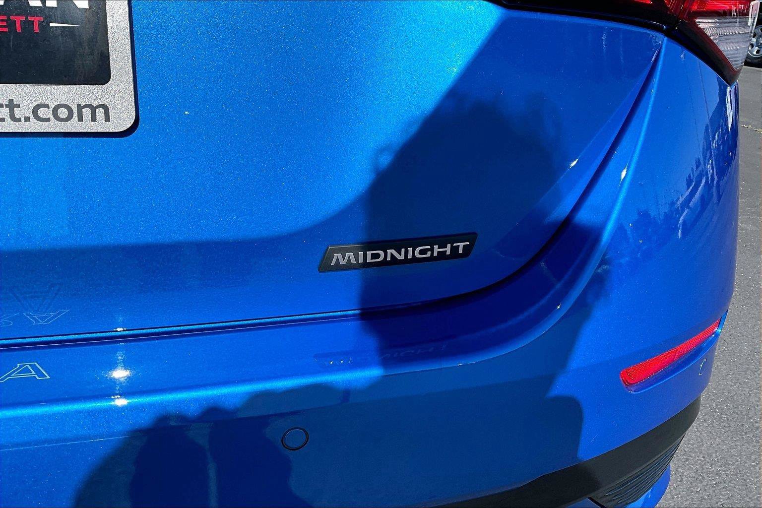 Used 2025 Nissan Sentra SR w/ Midnight Edition FWD image 24