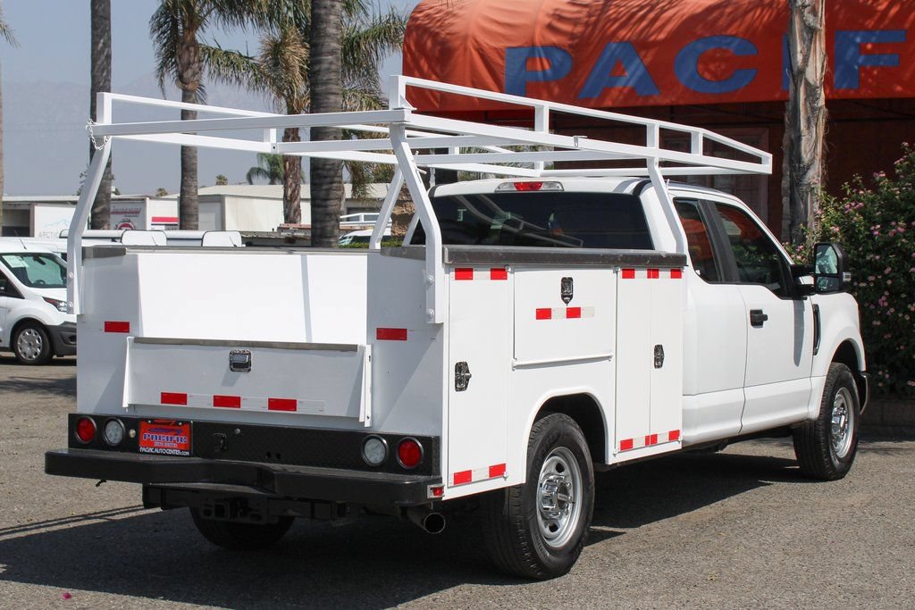 Used 2018 Ford F250 XL w/ Power Equipment Group RWD image 9