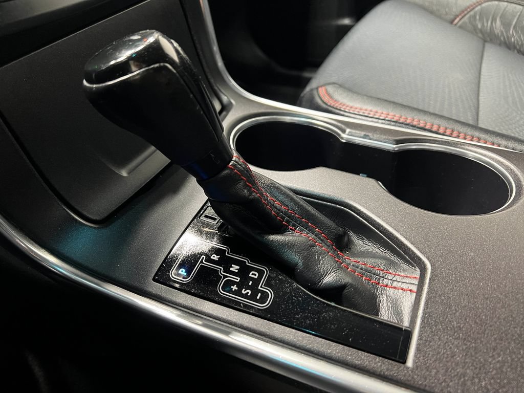 Used 2016 Toyota Camry SE FWD image 28