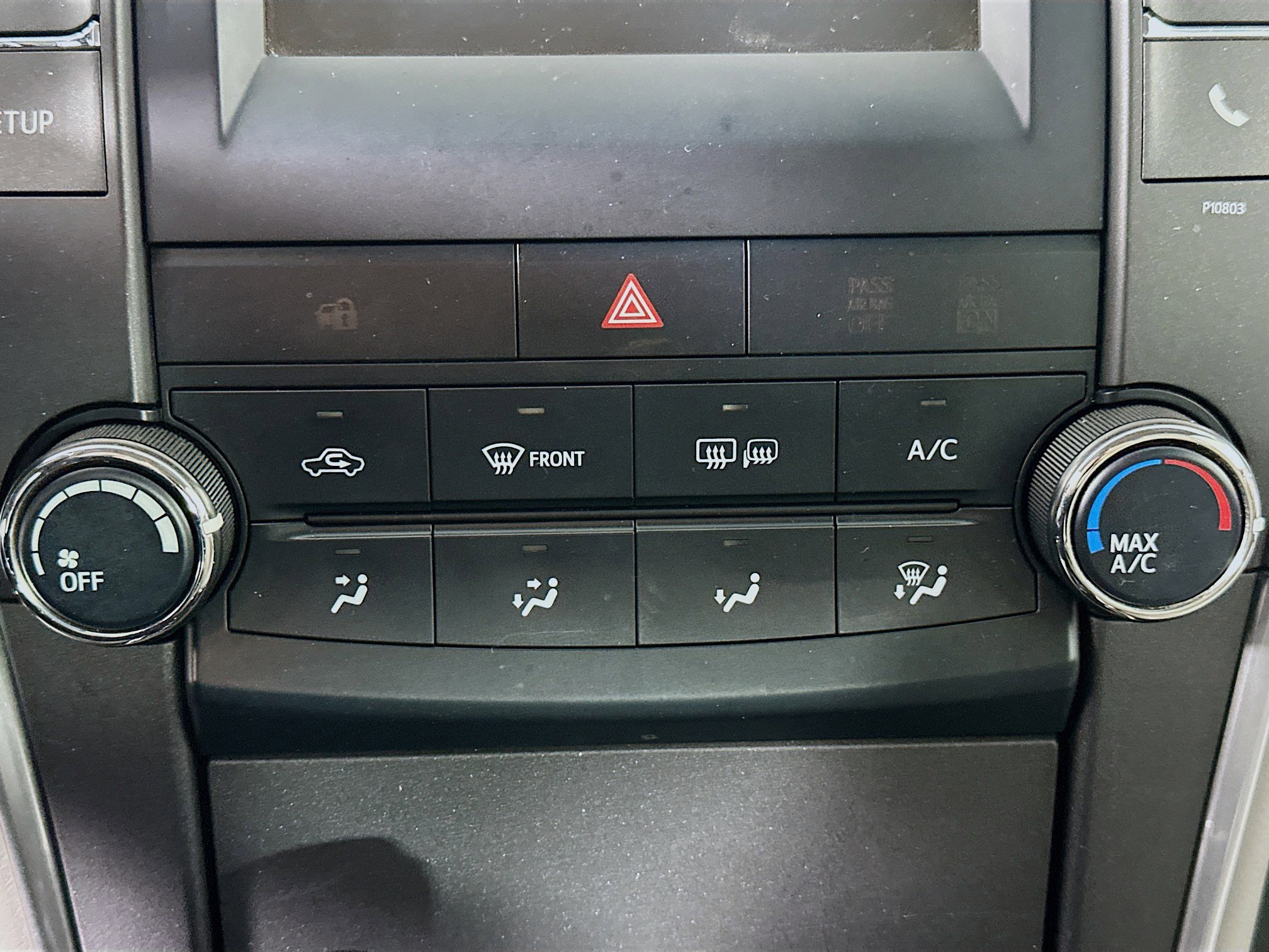 Used 2015 Toyota Camry LE image 23