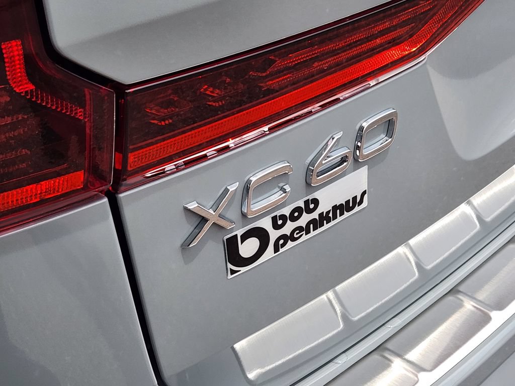 New 2026 Volvo XC60 B5 Plus w/ Climate Package AWD/4WD image 31