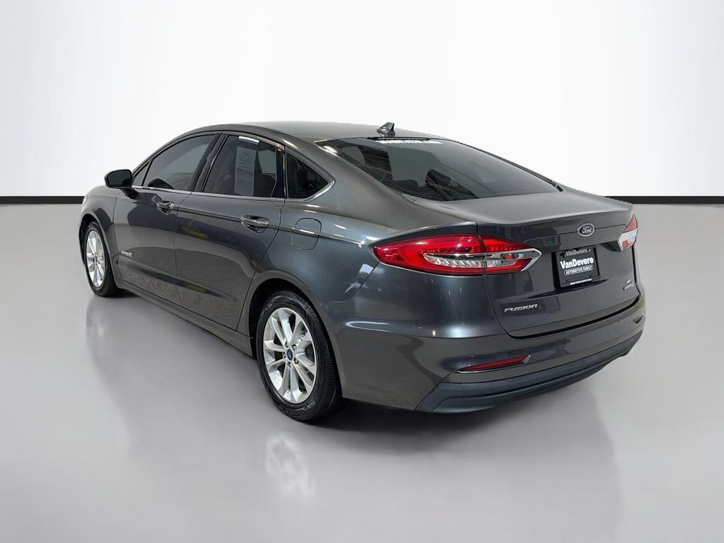 Used 2019 Ford Fusion SE FWD image 7