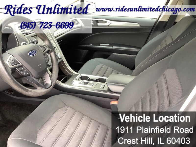 Used 2018 Ford Fusion SE FWD image 17