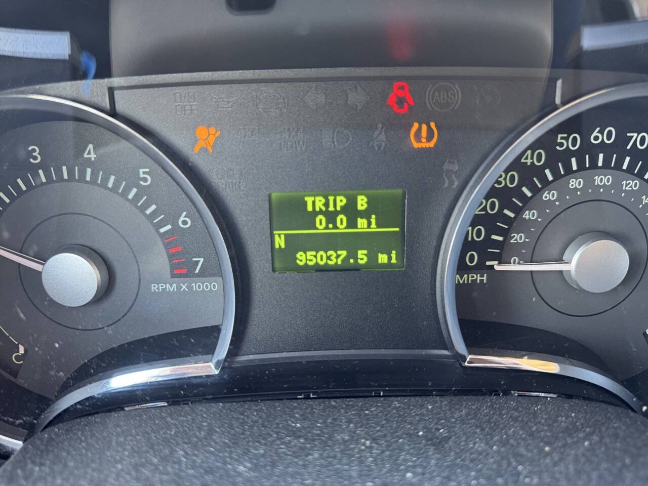 Used 2010 Mercury Mountaineer Premier AWD/4WD image 40