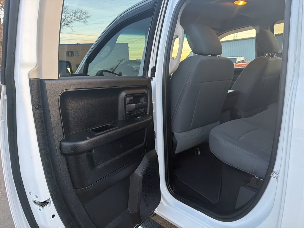Used 2019 RAM 1500 Tradesman w/ Chrome Plus Package image 9