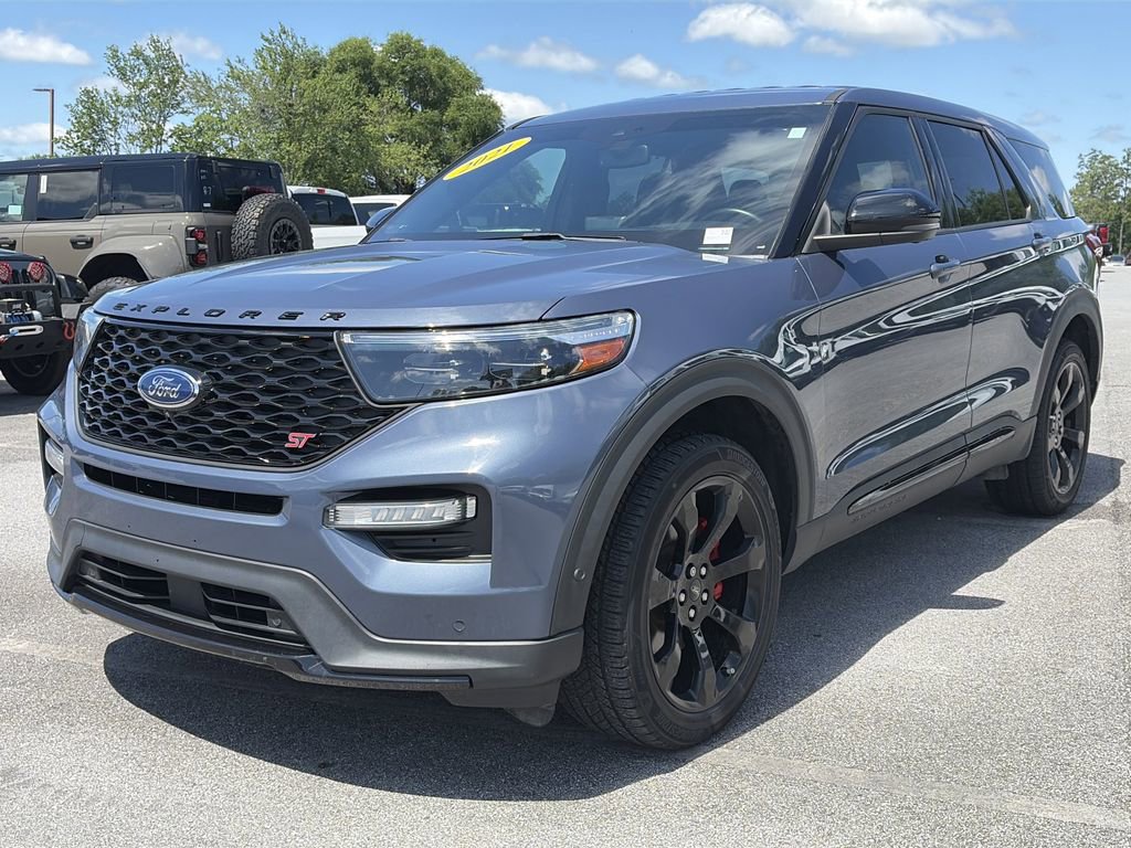 Used 2021 Ford Explorer ST w/ Equipment Group 401A AWD/4WD image 2