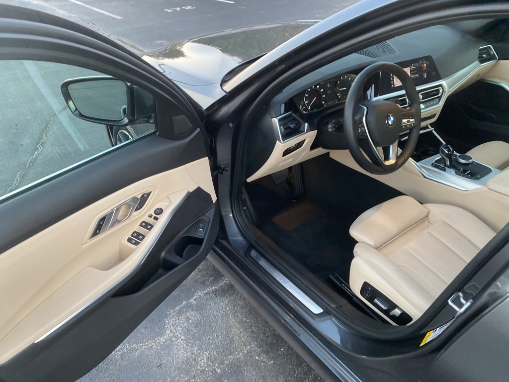 Used 2021 BMW 330i Sedan w/ Convenience Package image 10