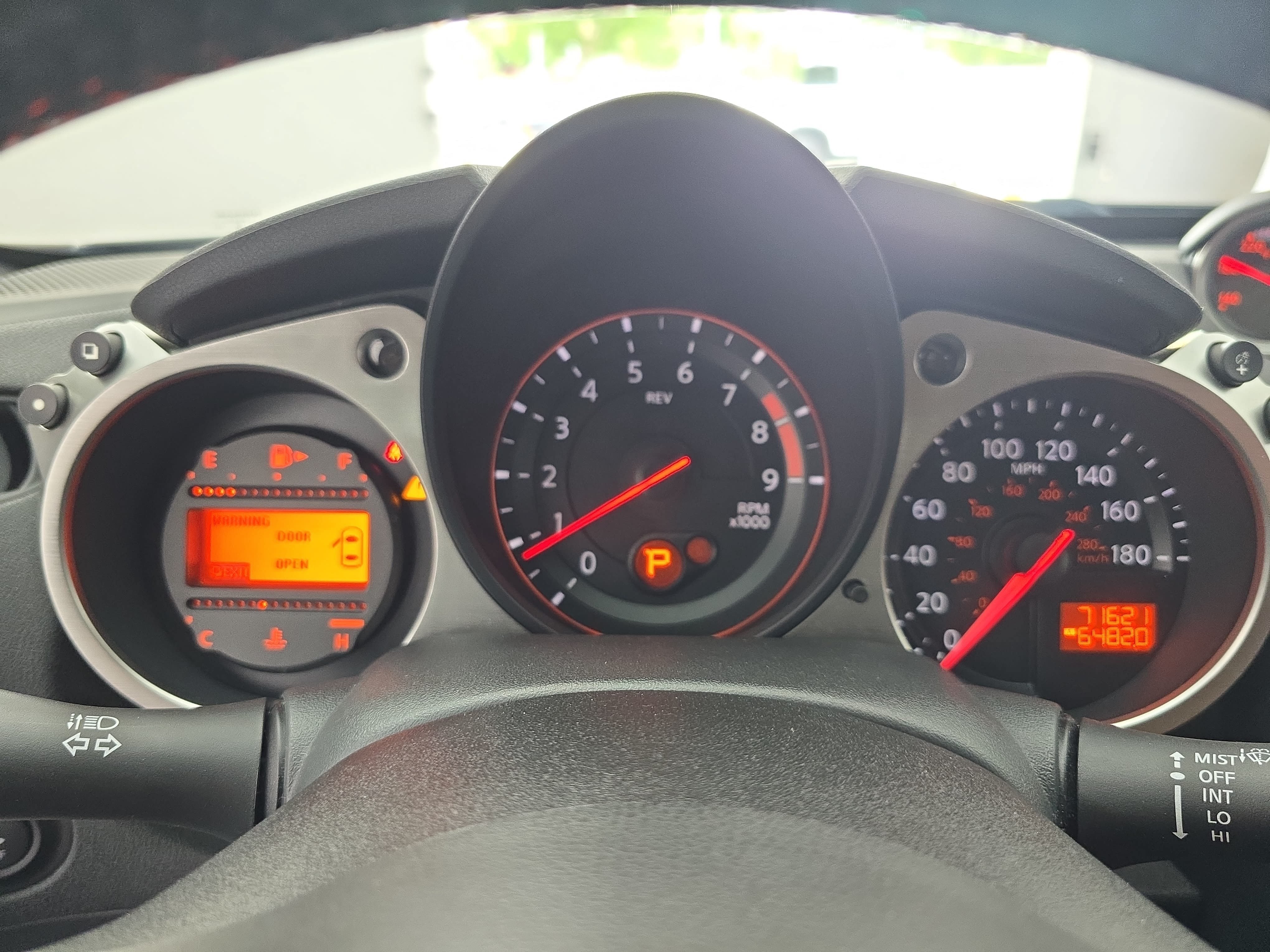 Used 2016 Nissan 370Z Coupe RWD image 16