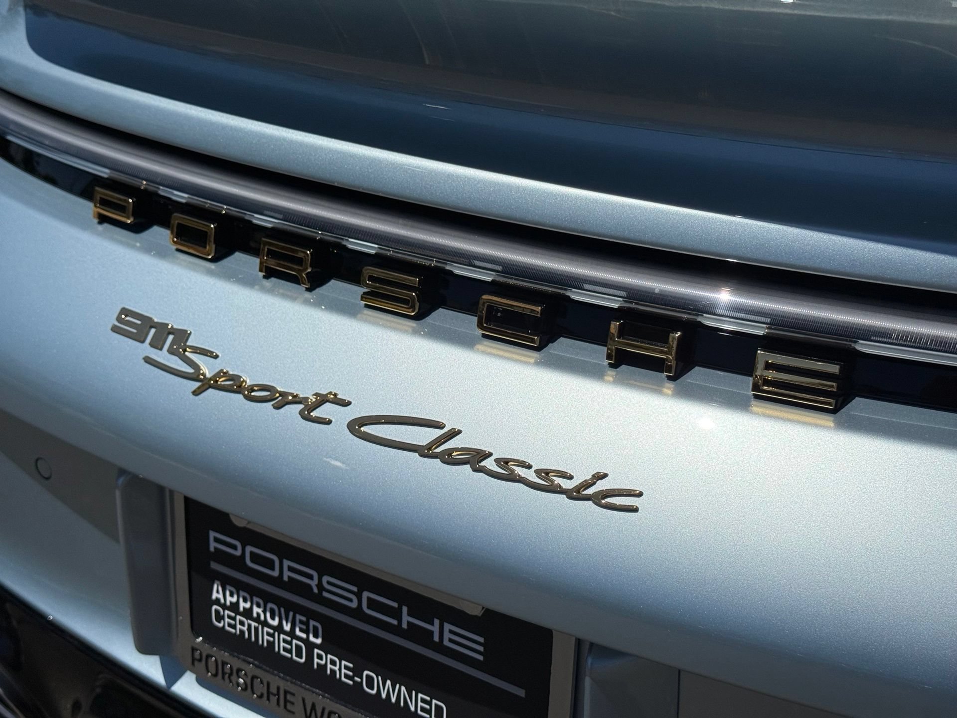 Certified 2023 Porsche 911 Sport Classic RWD image 17