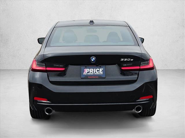 Used 2024 BMW 330e image 7
