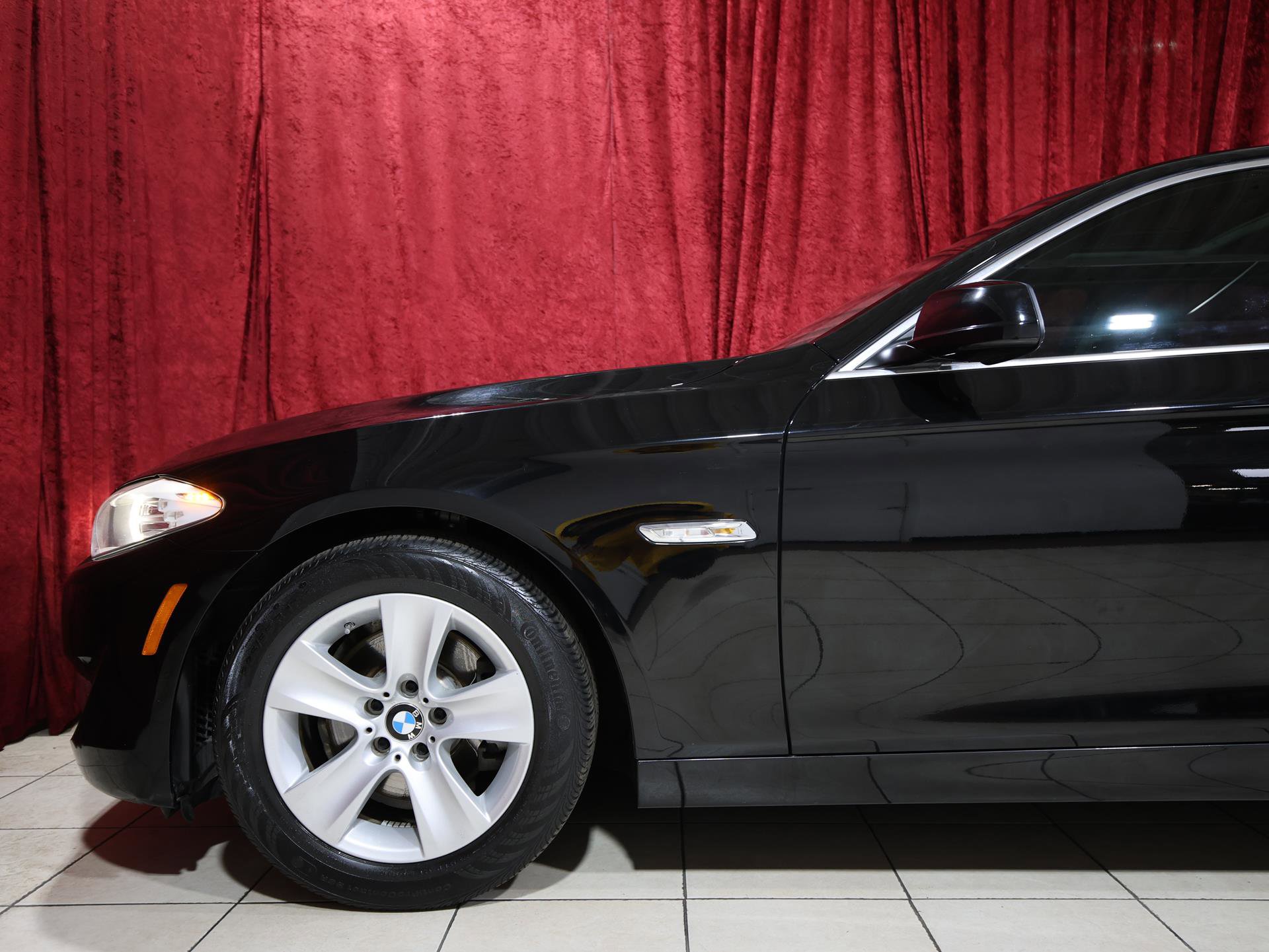 Used 2013 BMW 528i Sedan RWD image 5