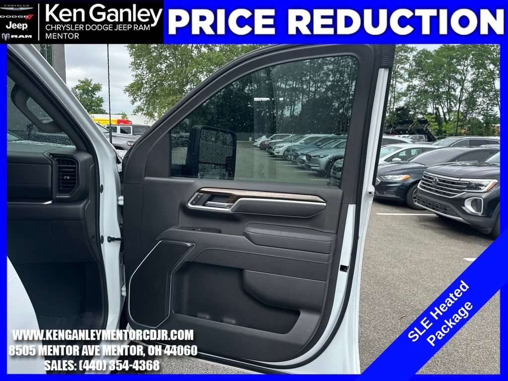 Used 2025 GMC Sierra 2500 SLE w/ SLE Value Package; AWD/4WD image 24