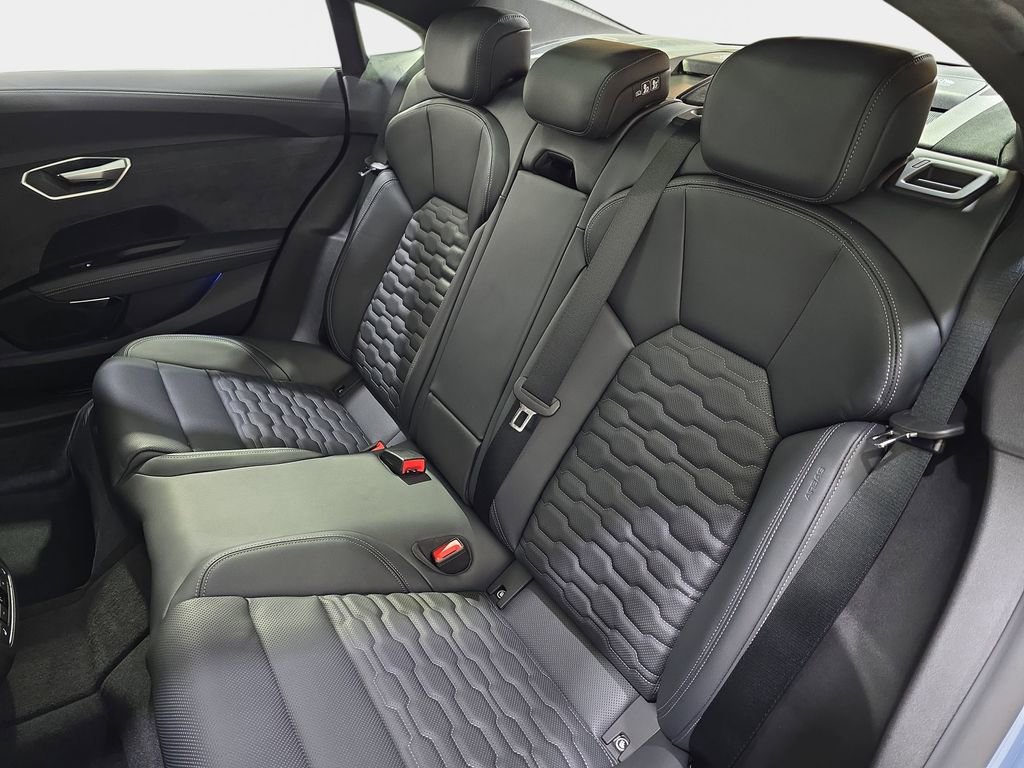 New 2026 Audi S e-tron GT Prestige image 14