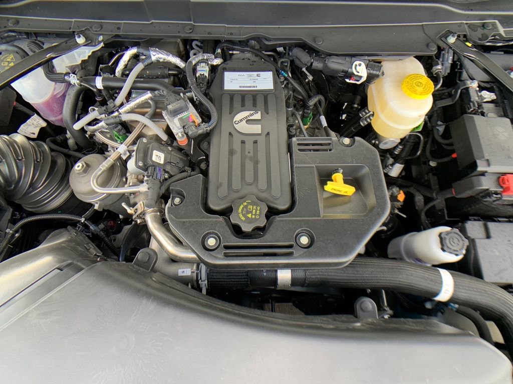 New 2026 RAM 2500 Limited AWD/4WD image 22