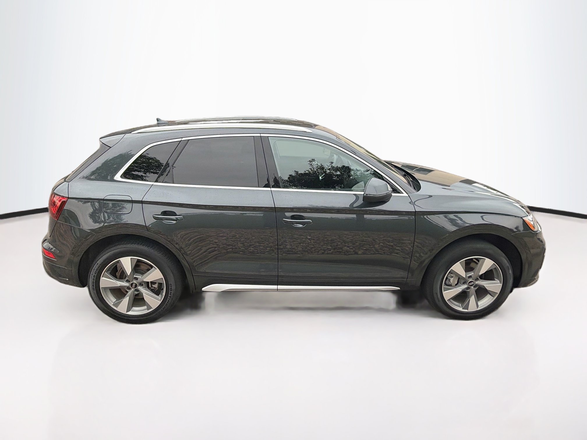 Used 2023 Audi Q5 2.0T Premium Plus w/ Premium Plus Package AWD/4WD image 10