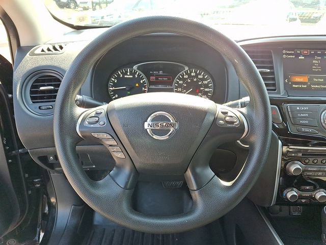 Used 2020 Nissan Pathfinder S AWD/4WD image 19