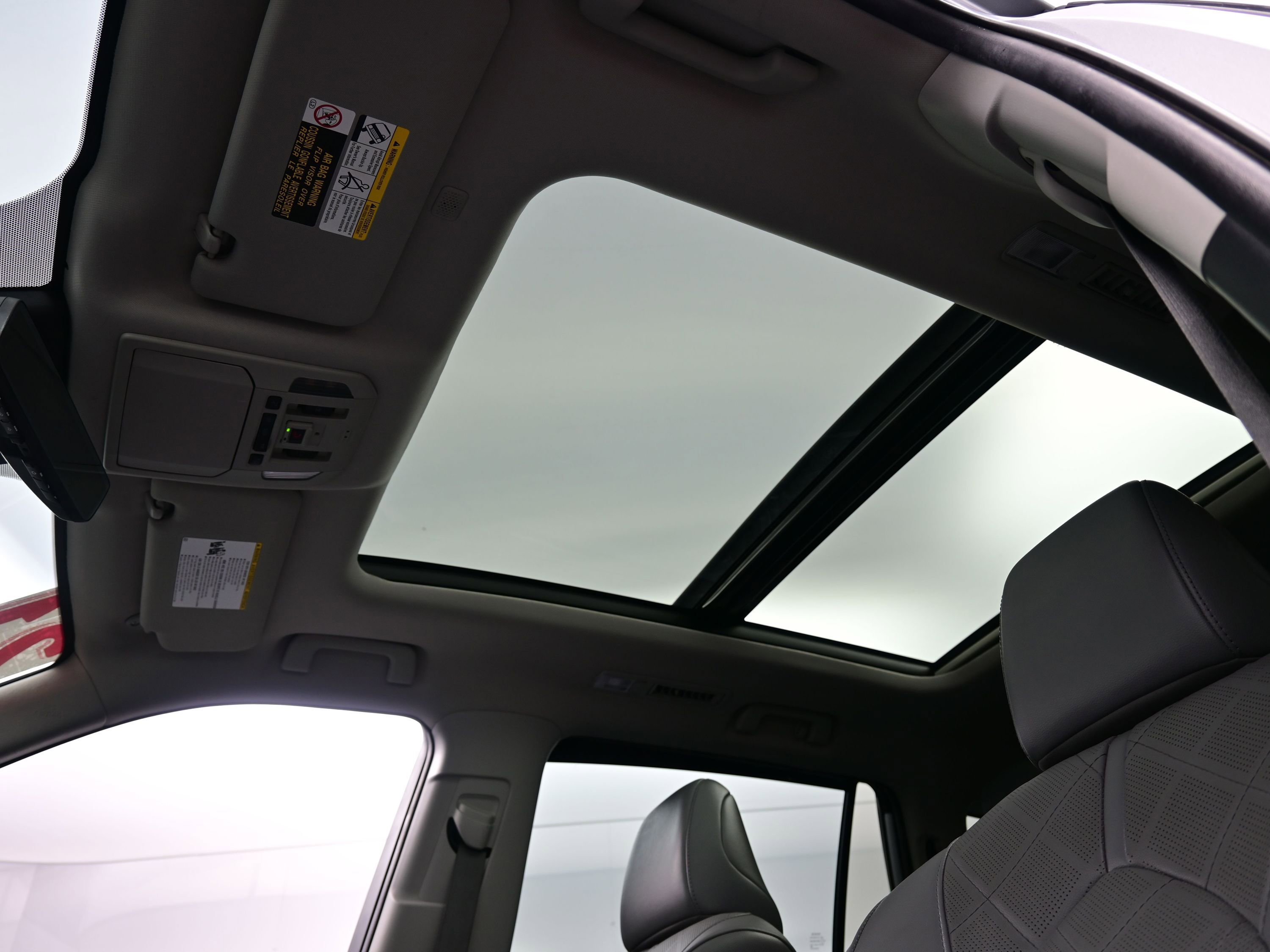 Used 2021 Toyota Highlander Platinum AWD/4WD image 20