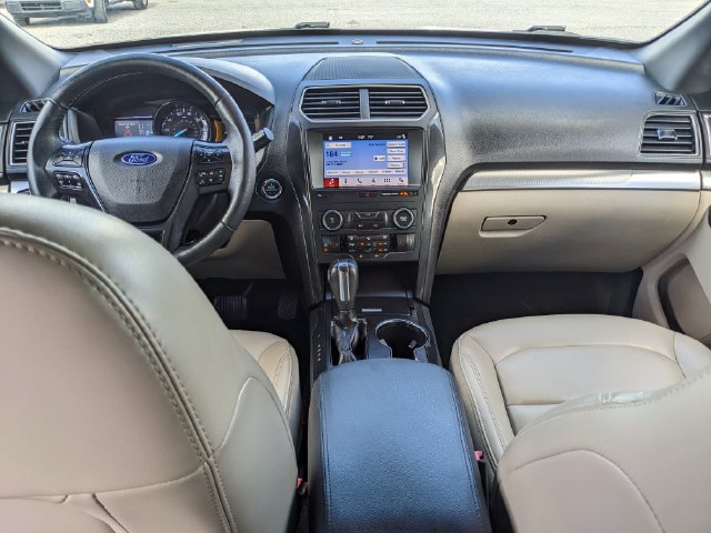 Used 2019 Ford Explorer XLT w/ Equipment Group 202A AWD/4WD image 16