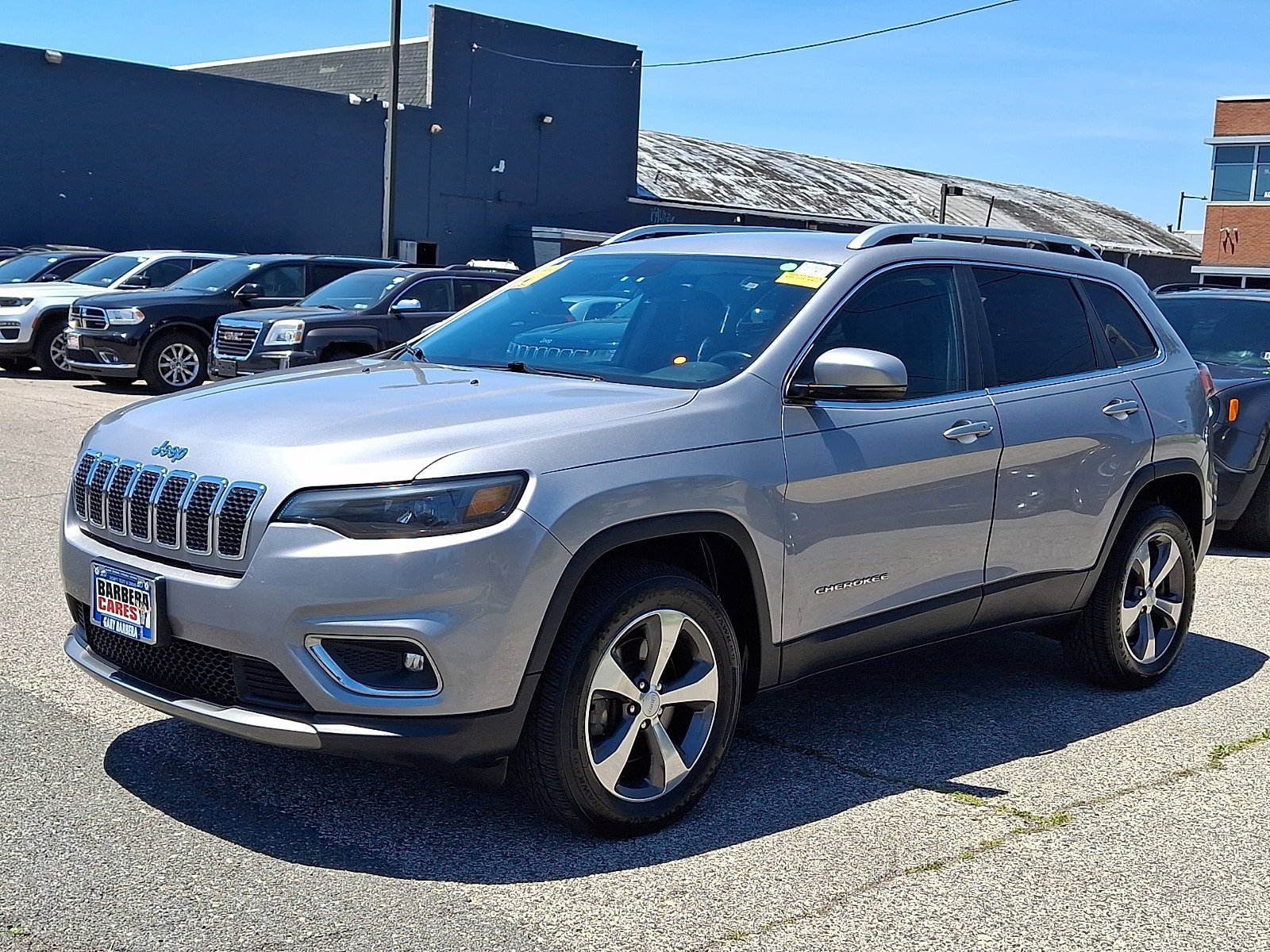 Used 2020 Jeep Cherokee Limited AWD/4WD image 3
