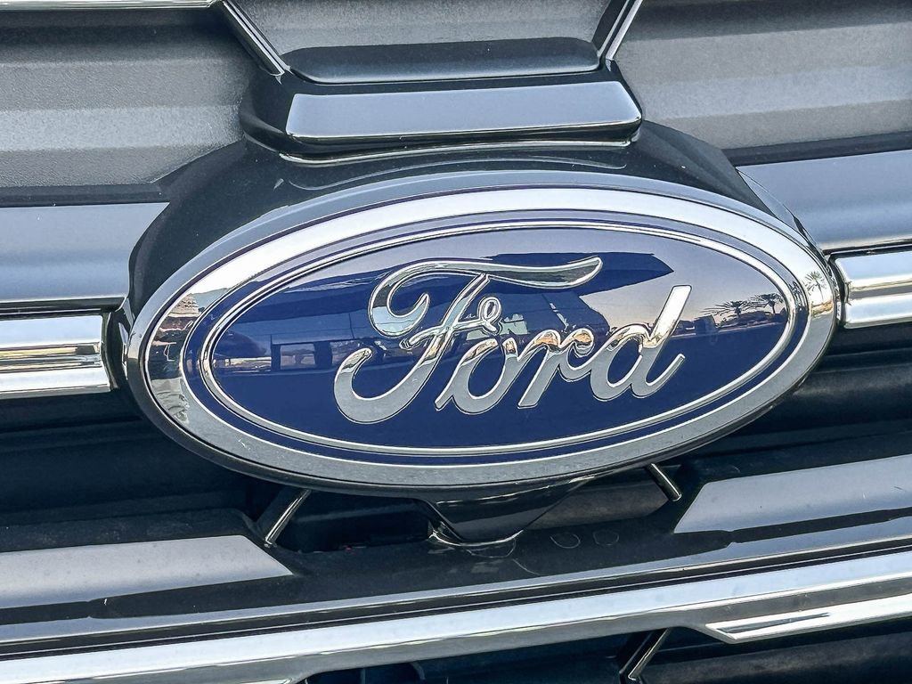 Used 2026 Ford Explorer Active RWD image 6