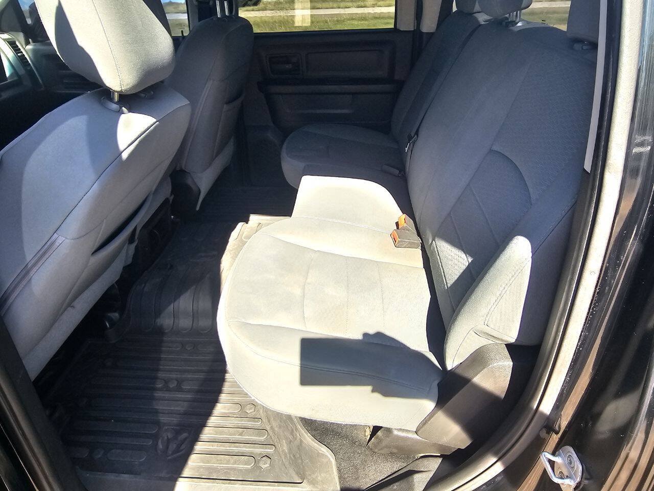 Used 2013 RAM 1500 ST w/ SXT Appearance Group AWD/4WD image 7
