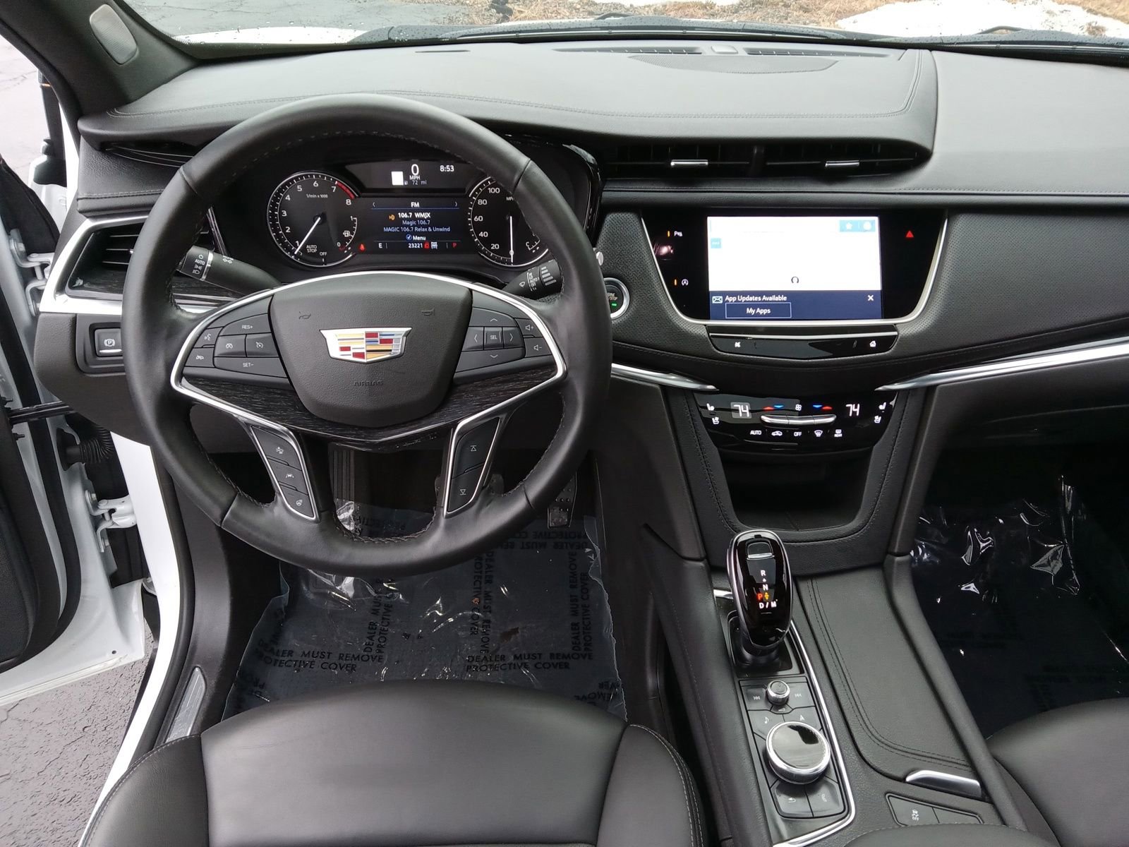 Used 2022 Cadillac XT5 Premium Luxury w/ LPO, ONYX Package image 14