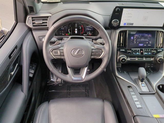 Used 2025 Lexus LX 700h Overtrail w/ Accessory Package (Z1) image 29