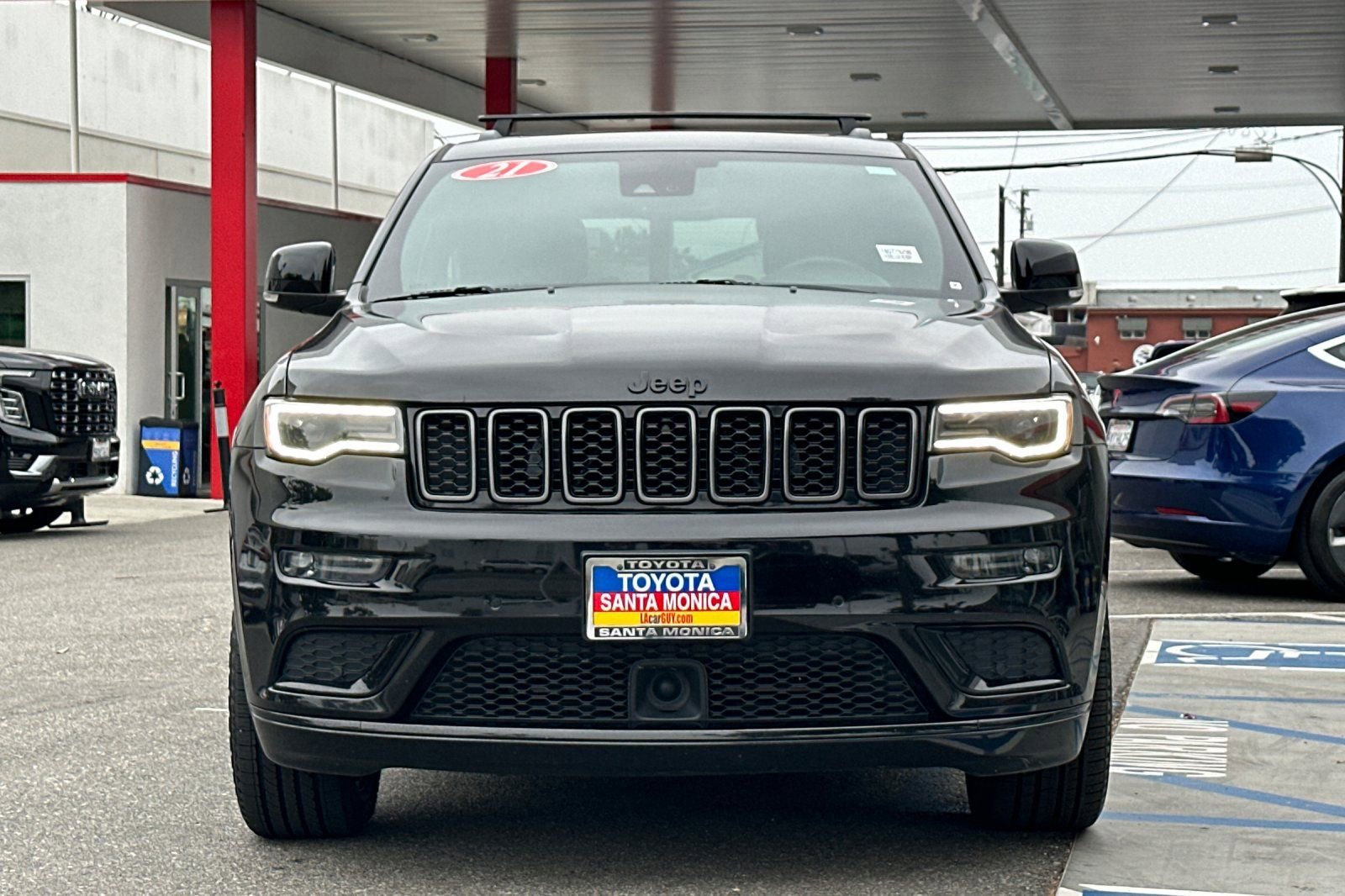 Used 2021 Jeep Grand Cherokee Limited X RWD image 9