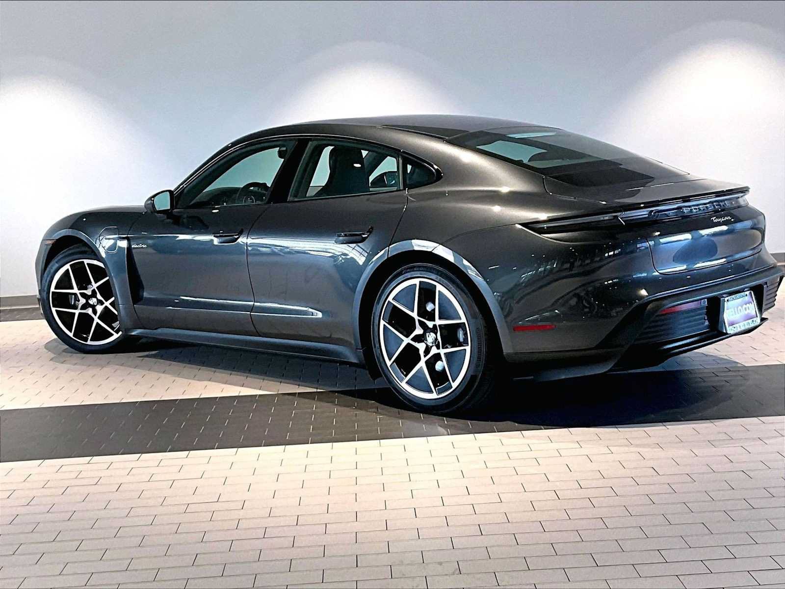 Used 2025 Porsche Taycan RWD image 3