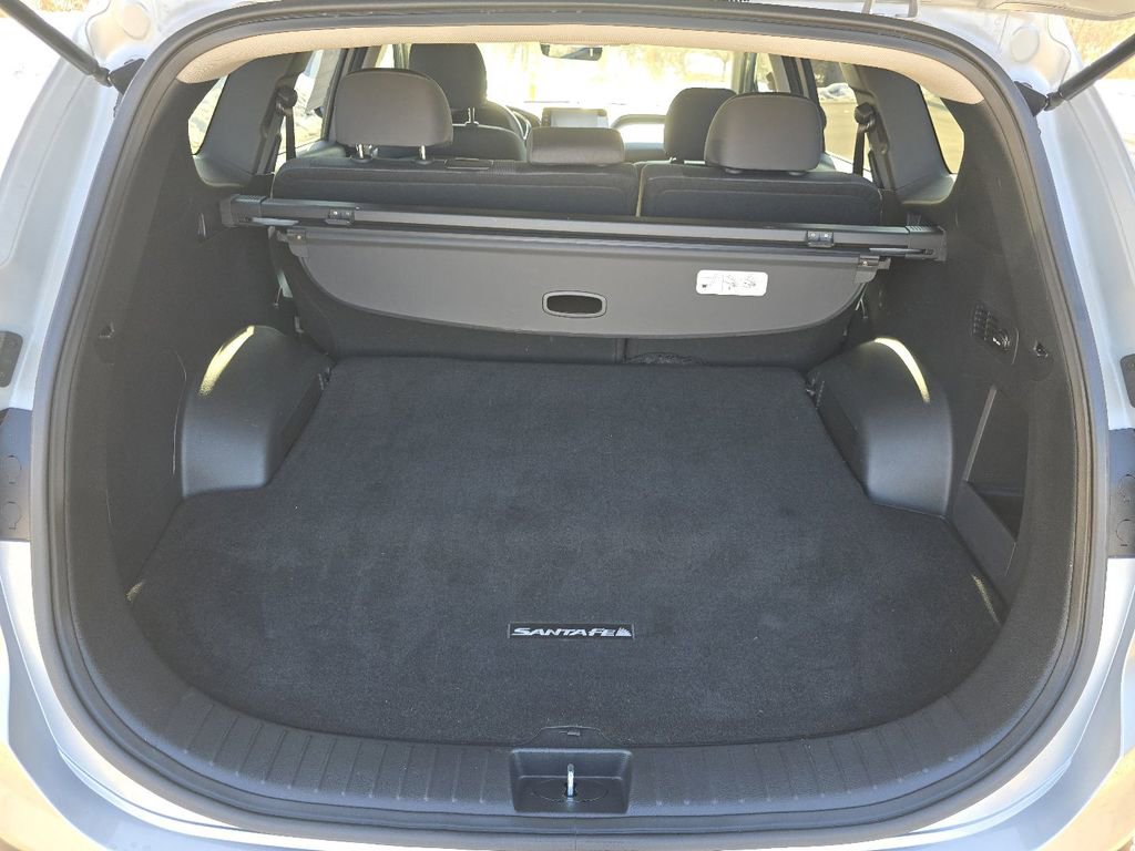 Used 2023 Hyundai Santa Fe SE w/ Cargo Package image 17