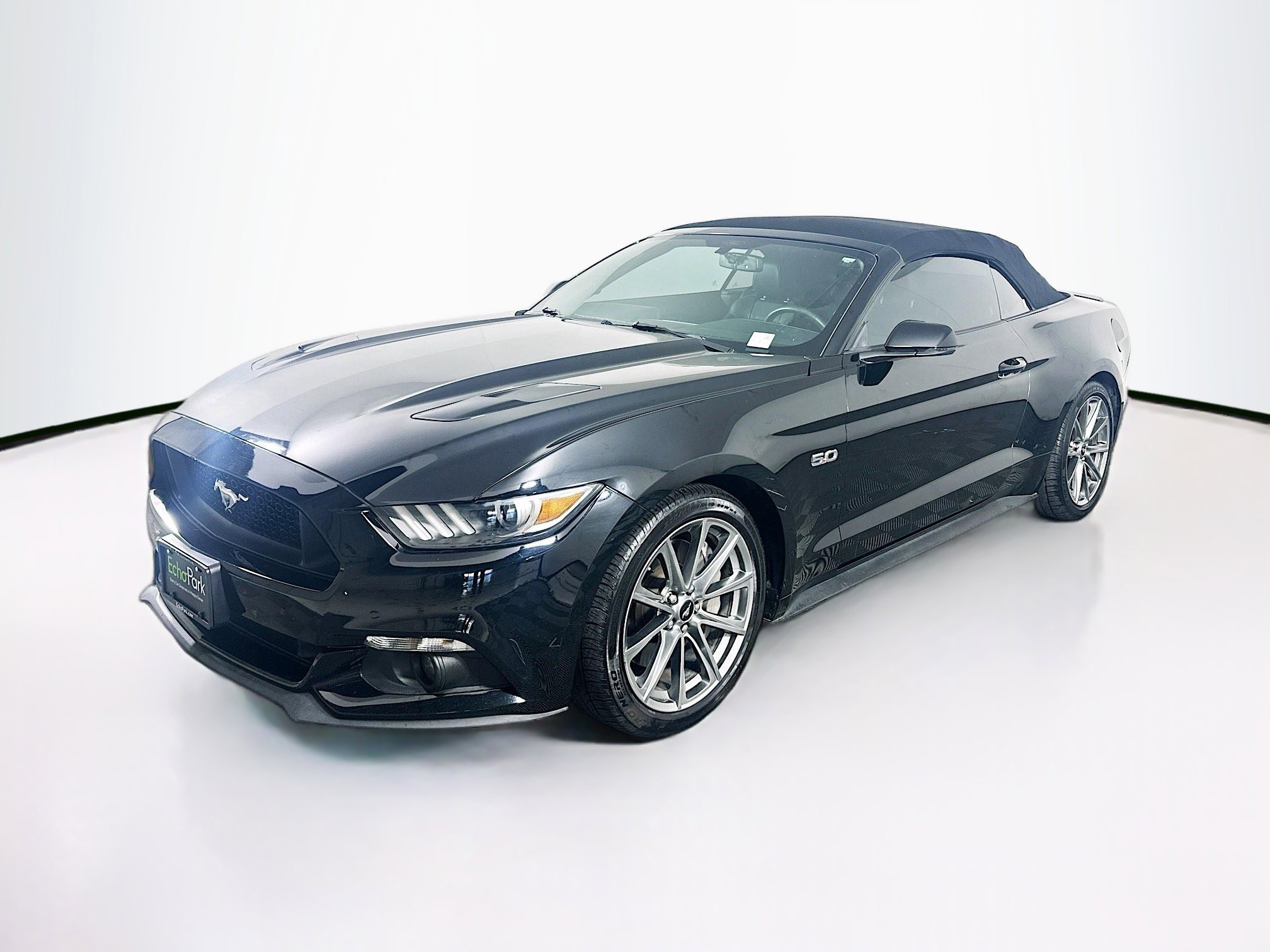 Used 2015 Ford Mustang GT Premium image 3